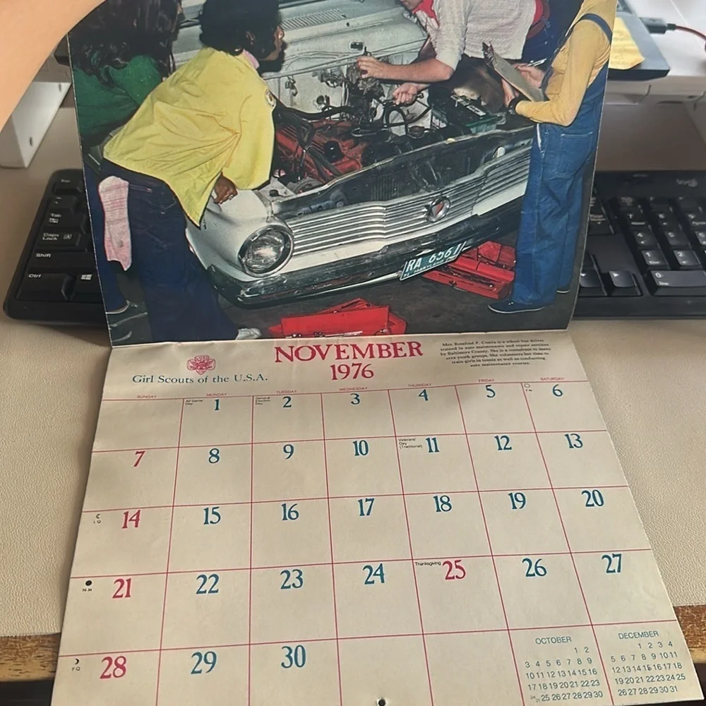 Vintage 1976 Girl Scout Calendar